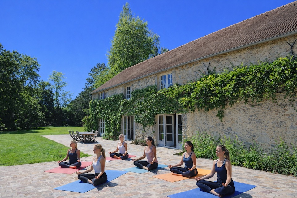Retraite yoga Vallée de Chevreuse extérieur